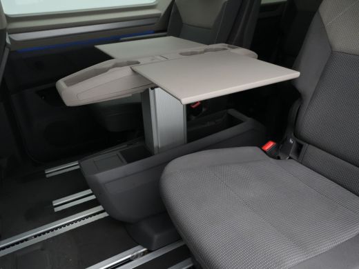 Volkswagen Multivan 1.4 eHybrid 218pk L2 Bulli 7p Panorama Navigatie Camera IQ light Carplay ActivLease financial lease