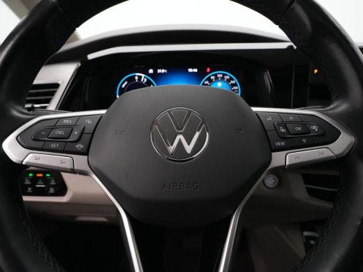 Volkswagen Multivan 1.4 eHybrid 218pk L2 Bulli 7p Panorama Navigatie Camera IQ light Carplay ActivLease financial lease