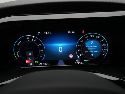 Volkswagen Multivan 1.4 eHybrid 218pk L2 Bulli 7p Panorama Navigatie Camera IQ light Carplay ActivLease financial lease