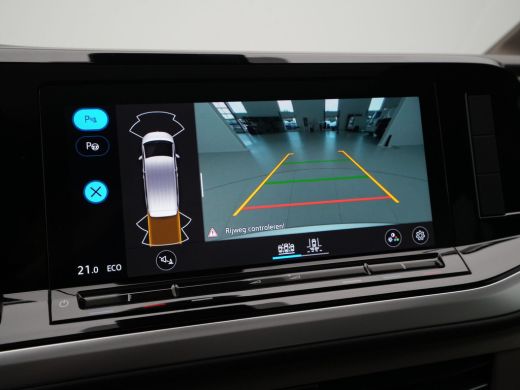 Volkswagen Multivan 1.4 eHybrid 218pk L2 Bulli 7p Panorama Navigatie Camera IQ light Carplay ActivLease financial lease