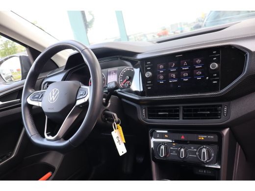 Volkswagen T-Cross 1.0 TSI Life | Airco | Apple Carplay/Android Auto | Automatische afstandsregeling ActivLease financial lease