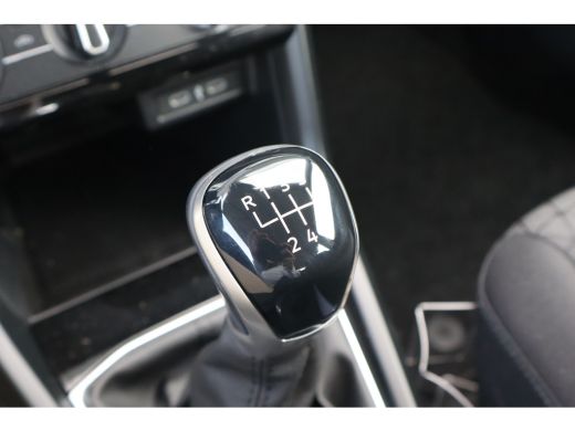 Volkswagen T-Cross 1.0 TSI Life | Airco | Apple Carplay/Android Auto | Automatische afstandsregeling ActivLease financial lease