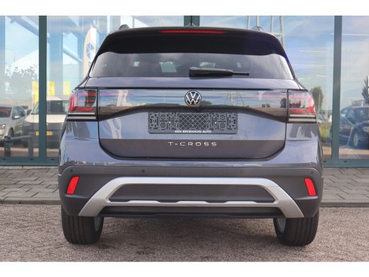Volkswagen T-Cross 95PK Life Edition | 'App-Connect' draadloze smartphone integratie | Achterlichten LED | Afstandsc... ActivLease financial lease