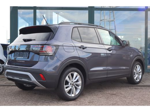 Volkswagen T-Cross 95PK Life Edition | 'App-Connect' draadloze smartphone integratie | Achterlichten LED | Afstandsc... ActivLease financial lease