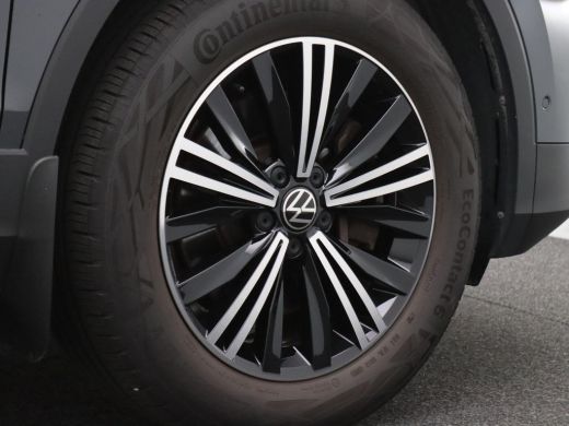 Volkswagen Tiguan 1.4 TSI Elegance eHybrid 245PK DSG Pano-Schuifdak, Trekhaak, Matrix Led, Adaptive Cruise Control,... ActivLease financial lease