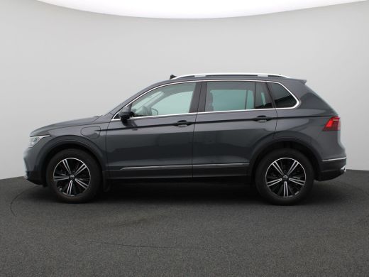Volkswagen Tiguan 1.4 TSI Elegance eHybrid 245PK DSG Pano-Schuifdak, Trekhaak, Matrix Led, Adaptive Cruise Control,... ActivLease financial lease