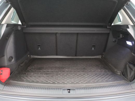 Volkswagen Tiguan 1.4 TSI Elegance eHybrid 245PK DSG Pano-Schuifdak, Trekhaak, Matrix Led, Adaptive Cruise Control,... ActivLease financial lease