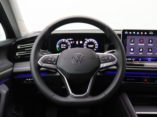 Volkswagen Tiguan 1.5 eHybrid Elegance 204PK DSG Matrix LED, Head up display, 360gr. Camera, Ergo Comfort stoel, St... ActivLease financial lease