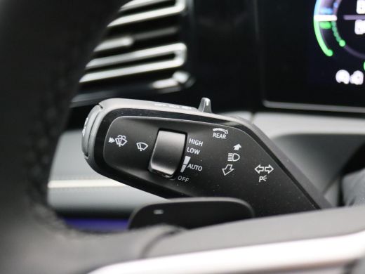 Volkswagen Tiguan 1.5 eHybrid Elegance 204PK DSG Matrix LED, Head up display, 360gr. Camera, Ergo Comfort stoel, St... ActivLease financial lease