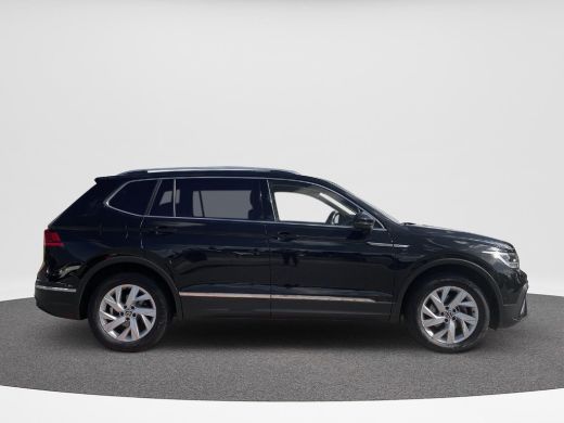 Volkswagen Tiguan Allspace 1.5 TSI Life Business 7p. | 150 pk | Automaat | Trekhaak | A-Camera | ActivLease financial lease