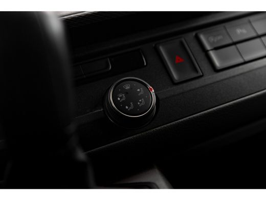 Volkswagen Transporter L2 Highline | 150 pk DSG | Navigatie | Trekhaak | Betimmering | Carplay ActivLease financial lease