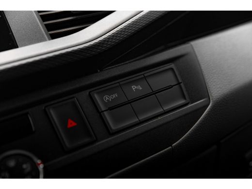 Volkswagen Transporter L2 Highline | 150 pk DSG | Navigatie | Trekhaak | Betimmering | Carplay ActivLease financial lease