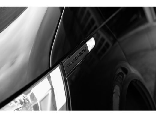 Volkswagen Transporter L2 Highline | 150 pk DSG | Navigatie | Trekhaak | Betimmering | Carplay ActivLease financial lease