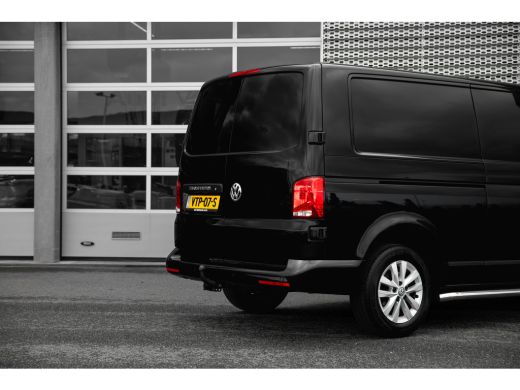 Volkswagen Transporter L2 Highline | 150 pk DSG | Navigatie | Trekhaak | Betimmering | Carplay ActivLease financial lease