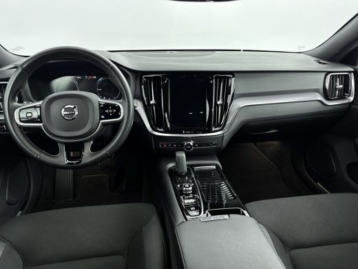 Volvo  V60 2.0 T6 Twin Engine AWD Momentum Pro | PDV V+A en Camera | Elektrische achterklep | Apple Carplay ... ActivLease financial lease