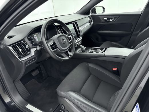 Volvo  V60 2.0 T6 Twin Engine AWD Momentum Pro | PDV V+A en Camera | Elektrische achterklep | Apple Carplay ... ActivLease financial lease