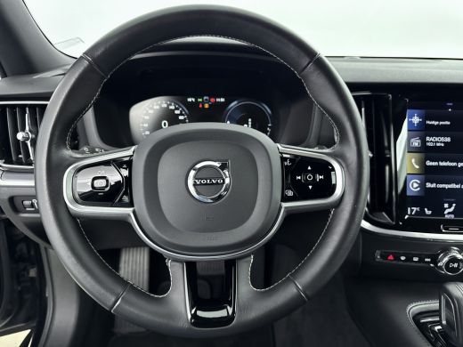 Volvo  V60 2.0 T6 Twin Engine AWD Momentum Pro | PDV V+A en Camera | Elektrische achterklep | Apple Carplay ... ActivLease financial lease