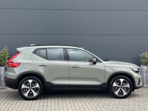 Volvo  XC40 2.0 B4 Plus Dark | Harman/Kardon | Pilot Assist | Trekhaak | Camera | ActivLease financial lease