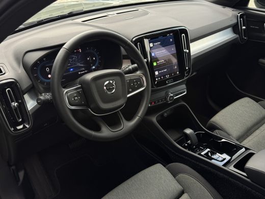 Volvo  XC40 2.0 B4 Plus Dark | Harman/Kardon | Pilot Assist | Trekhaak | Camera | ActivLease financial lease