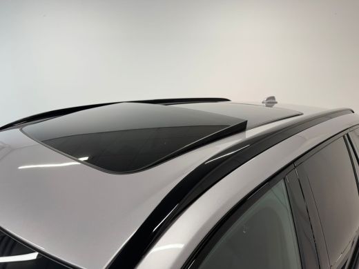 Volvo  XC90 T8 Plug-in hybrid AWD Ultra Dark | Luchtvering | 360 Camera | Panoramadak | Stoelventilatie-massa... ActivLease financial lease