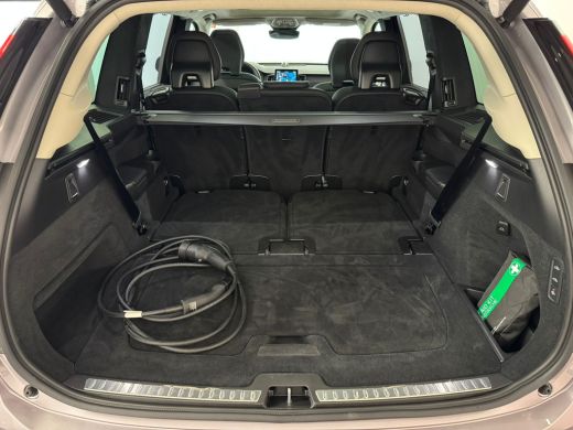 Volvo  XC90 T8 Plug-in hybrid AWD Ultra Dark | Luchtvering | 360 Camera | Panoramadak | Stoelventilatie-massa... ActivLease financial lease