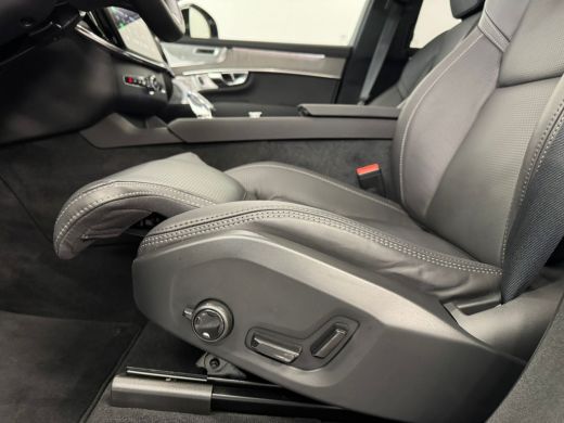 Volvo  XC90 T8 Plug-in hybrid AWD Ultra Dark | Luchtvering | 360 Camera | Panoramadak | Stoelventilatie-massa... ActivLease financial lease