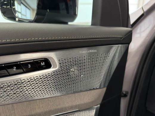 Volvo  XC90 T8 Plug-in hybrid AWD Ultra Dark | Luchtvering | 360 Camera | Panoramadak | Stoelventilatie-massa... ActivLease financial lease