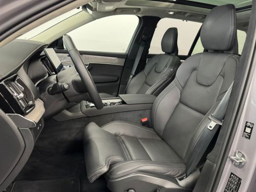 Volvo  XC90 T8 Plug-in hybrid AWD Ultra Dark | Luchtvering | 360 Camera | Panoramadak | Stoelventilatie-massa... ActivLease financial lease