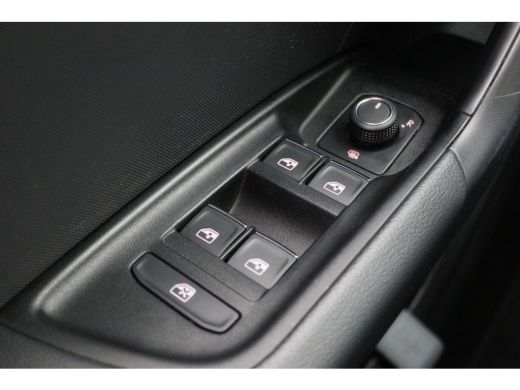 Audi A1 Sportback Sportback 25 TFSI Pro Line Virtual Cockpit, Apple Carplay, Lane Assist, Cruise, PDC ActivLease financial lease