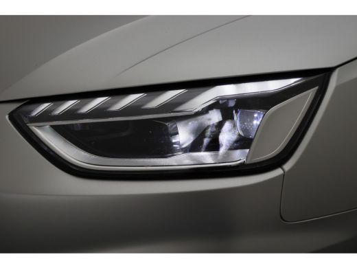 Audi A4 Avant 40 TFSI S edition 204PK 3x S-Line, LED, Virtual Cockpit, Camera, Apple Carplay, LED, 19" ActivLease financial lease