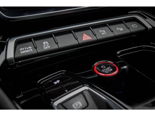 Audi e-tron GT Quattro 93kW/h / Sport Sound/ Cruise Control/ Top View/ Panoramadak/ 350kW (476PK) ActivLease financial lease