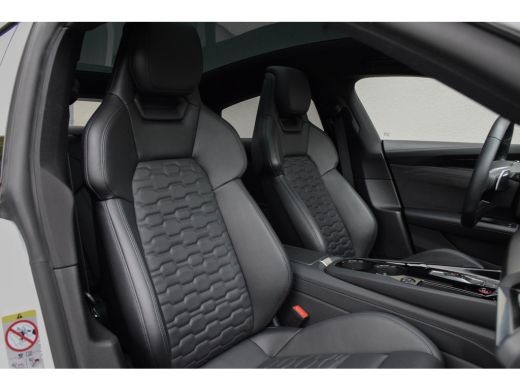 Audi e-tron GT Quattro 93kW/h / Sport Sound/ Cruise Control/ Top View/ Panoramadak/ 350kW (476PK) ActivLease financial lease