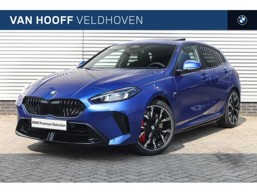 BMW 1 Serie 120 M Sport Automaat / Panoramadak / Sportstoelen / Achteruitrijcamera / M Adaptief onderstel / C...