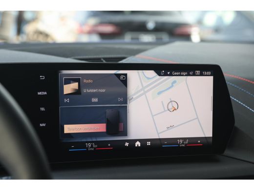 BMW 1 Serie 120 M Sport Automaat / Panoramadak / Sportstoelen / Achteruitrijcamera / M Adaptief onderstel / C... ActivLease financial lease