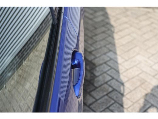 BMW 1 Serie 120 M Sport Automaat / Panoramadak / Sportstoelen / Achteruitrijcamera / M Adaptief onderstel / C... ActivLease financial lease