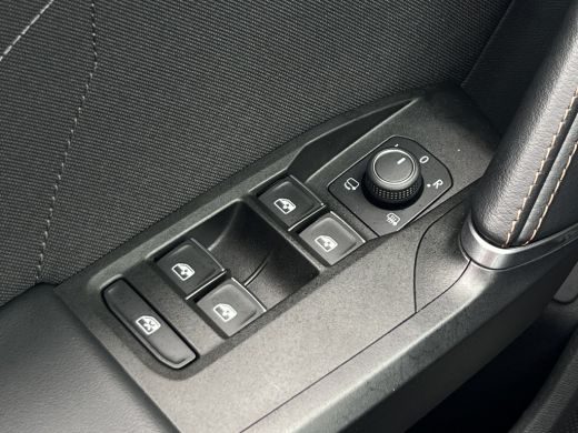 CUPRA Leon 1.4 e-Hybrid VZ Performance | Pano | ACC | CarPlay | Camera | Keyless | 19 inch ActivLease financial lease