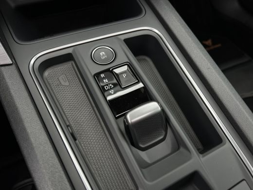 CUPRA Leon 1.4 e-Hybrid VZ Performance | Pano | ACC | CarPlay | Camera | Keyless | 19 inch ActivLease financial lease