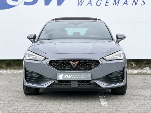 CUPRA Leon 1.4 e-Hybrid VZ Performance | Pano | ACC | CarPlay | Camera | Keyless | 19 inch ActivLease financial lease