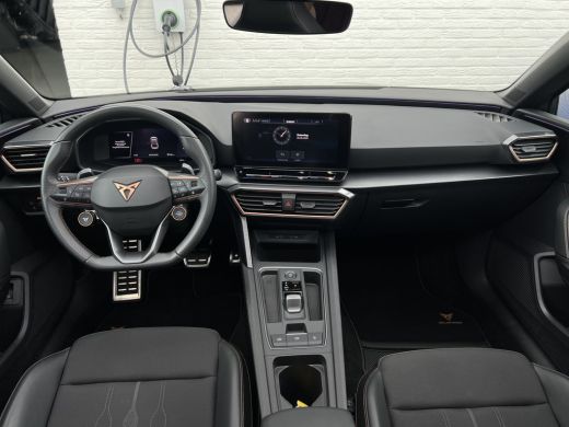 CUPRA Leon 1.4 e-Hybrid VZ Performance | Pano | ACC | CarPlay | Camera | Keyless | 19 inch ActivLease financial lease