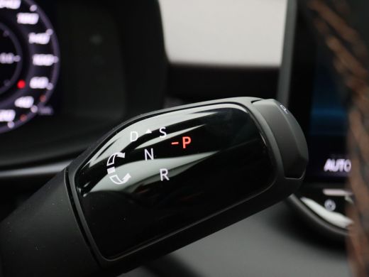 CUPRA Terramar 1.5 TSI e-Hybrid VZ Performance 272PK DSG matrix led, Leder, trekhaak, Sennheiser audio, 360gr. c... ActivLease financial lease