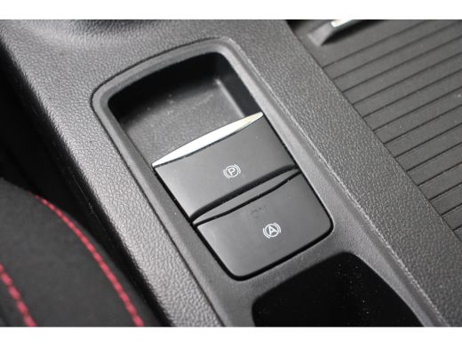 Ford Focus 1.0EB Hybrid ST-Line X Business | NL-AUTO! | WINTERPACK | CAMERA | LANE ASSIST | CRUISE | VIRTUAL... ActivLease financial lease