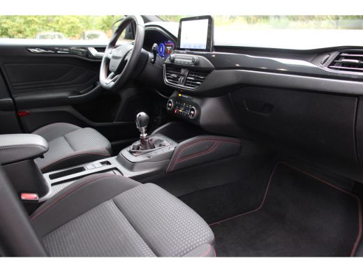 Ford Focus 1.0EB Hybrid ST-Line X Business | NL-AUTO! | WINTERPACK | CAMERA | LANE ASSIST | CRUISE | VIRTUAL... ActivLease financial lease