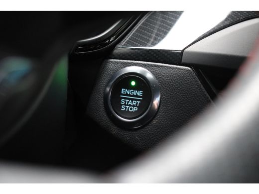 Ford Focus 1.0EB Hybrid ST-Line X Business | NL-AUTO! | WINTERPACK | CAMERA | LANE ASSIST | CRUISE | VIRTUAL... ActivLease financial lease