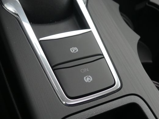 Ford Kuga 2.5 PHEV 243PK ST-Line X | TREKHAAK | ADAPTIVE CRUISE | 20'' LMV | MATRIX LED | PANORAMADAK | STO... ActivLease financial lease