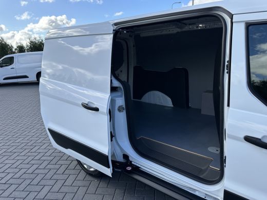 Ford Transit Connect 1.5 EcoBlue 100 PK AUTOMAAT / L2H1 / 1e EIG. / ECC / ADAPTIVE CRUISE / NAVI / STOELVERWARMING / C... ActivLease financial lease