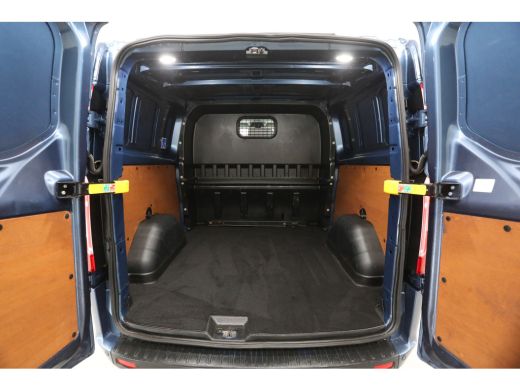 Ford Transit Custom 300 2.0 TDCI L2H1 | DC | Carplay | Cruise | Airco | Navigatie | Trekh. | Parkeersens. ActivLease financial lease