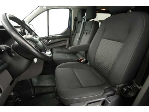 Ford Transit Custom 300 2.0 TDCI L2H1 | DC | Carplay | Cruise | Airco | Navigatie | Trekh. | Parkeersens. ActivLease financial lease