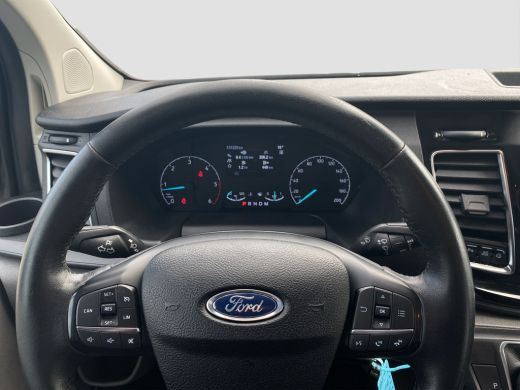 Ford Transit Custom 320 2.0 TDCI L2H1 Limited Dubbele cabine AUTOMAAT | Trekhaak | Camera ActivLease financial lease
