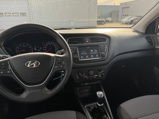 Hyundai i20 1.2 LP i-Drive Cool | Airco | Bluetooth audio | elektrisch bedienbare ramen voor | ActivLease financial lease