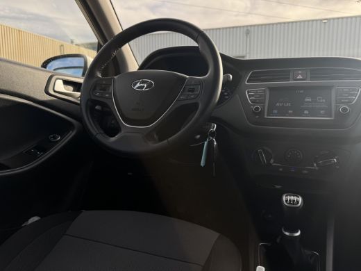 Hyundai i20 1.2 LP i-Drive Cool | Airco | Bluetooth audio | elektrisch bedienbare ramen voor | ActivLease financial lease